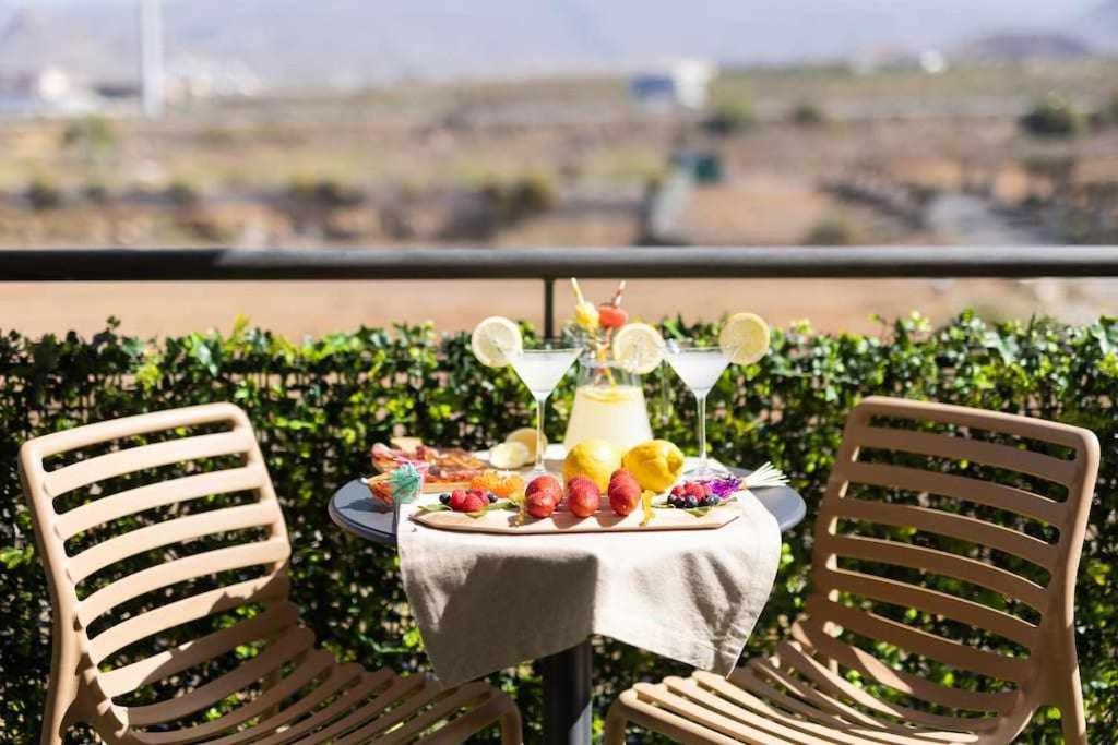 Sunny Island Arona Appartement