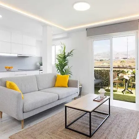 Sunnyland Apartment Arona Cho Exterior photo